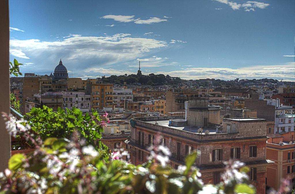 Rent Rooms Filomena E Francesca Rome Room photo